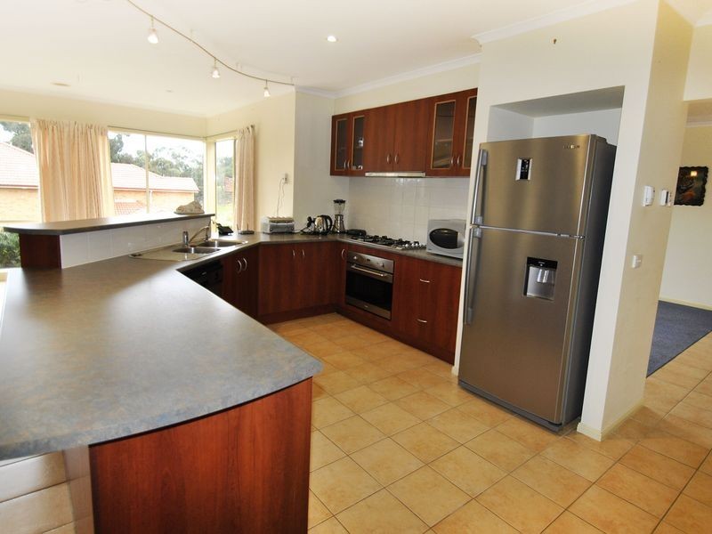 10 The Heights, Hidden Valley VIC 3756