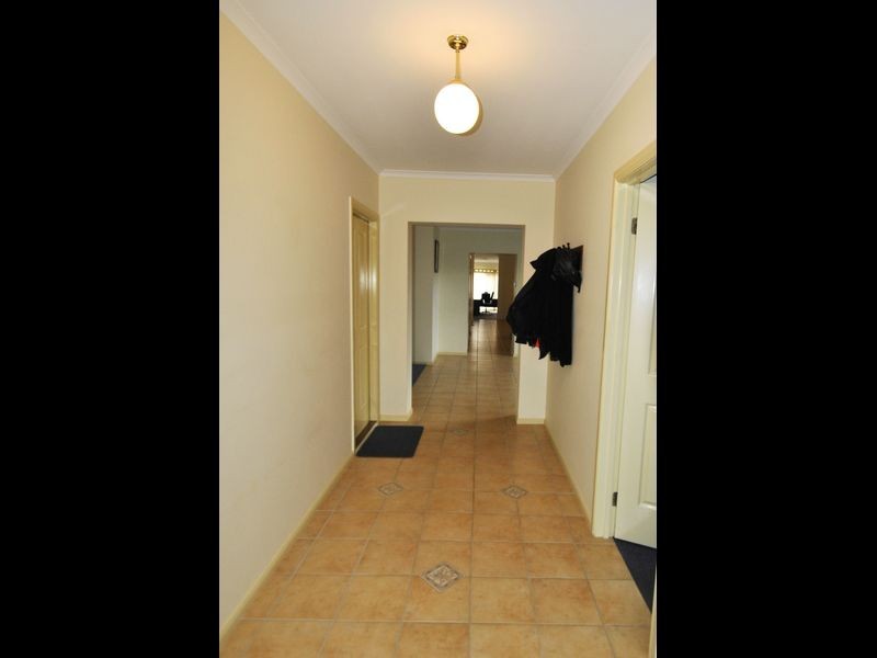 10 The Heights, Hidden Valley VIC 3756