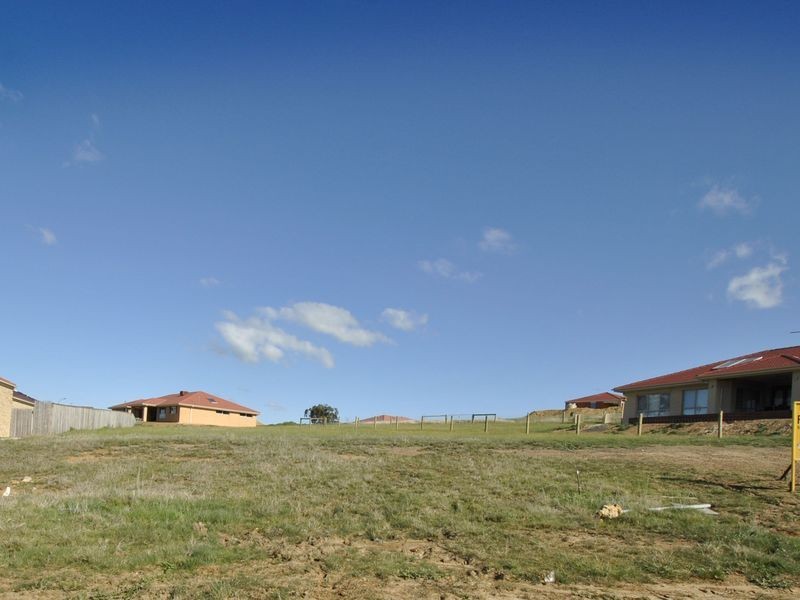 Lot 708 Aurina Drive, Hidden Valley VIC 3756