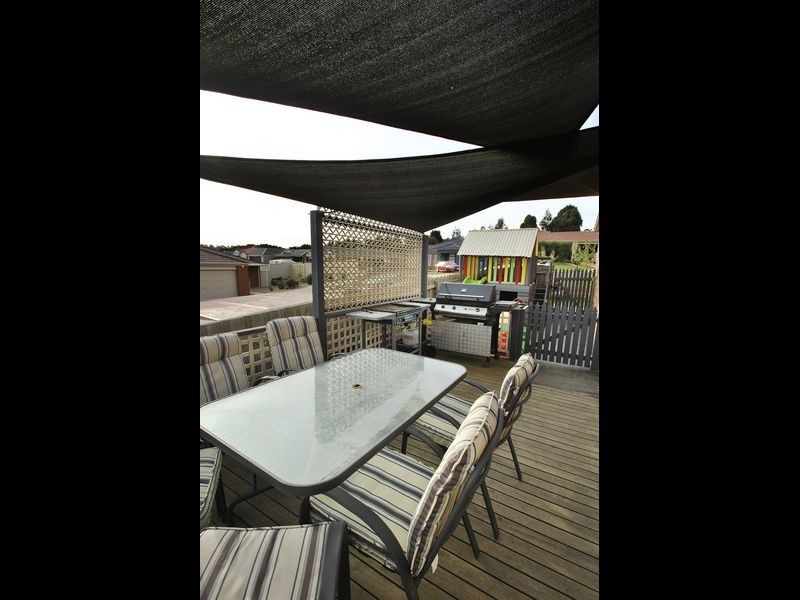 17 Pamela Court, Wallan VIC 3756