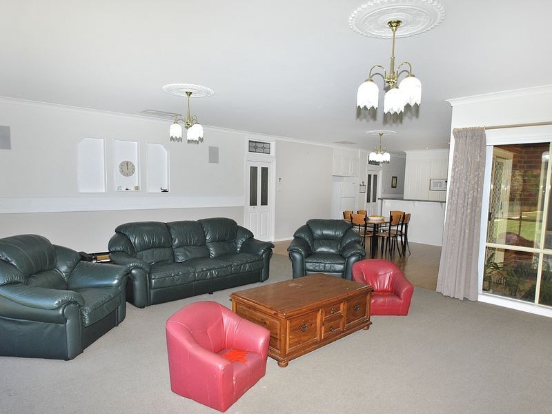 11 King William Drive, Wallan VIC 3756
