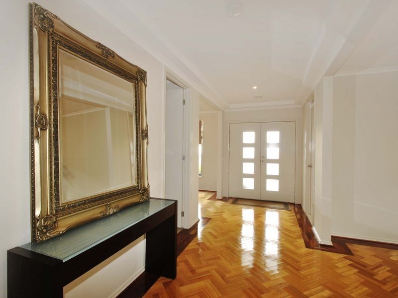 19 Augusta Way, Wallan VIC 3756