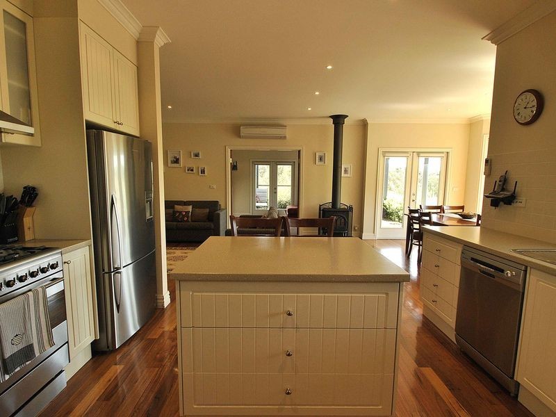 29 Baden Drive, Heathcote Junction VIC 3758