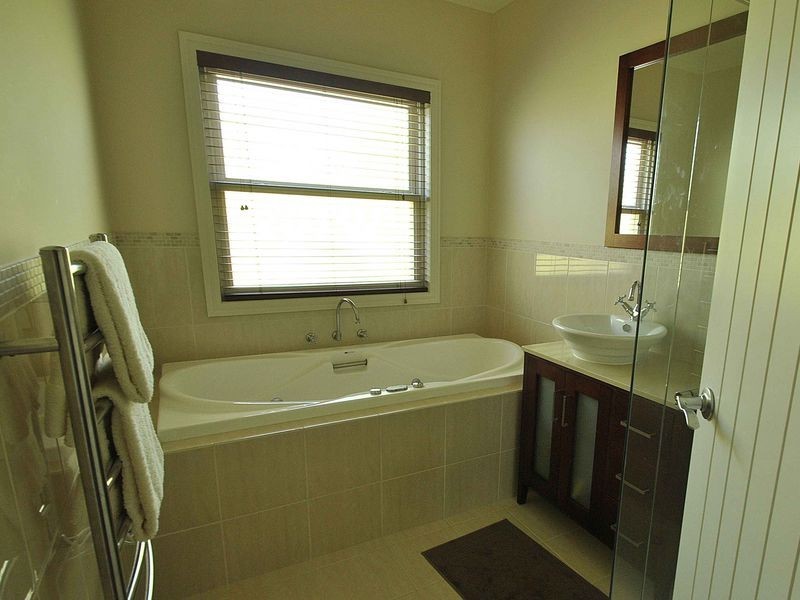 29 Baden Drive, Heathcote Junction VIC 3758