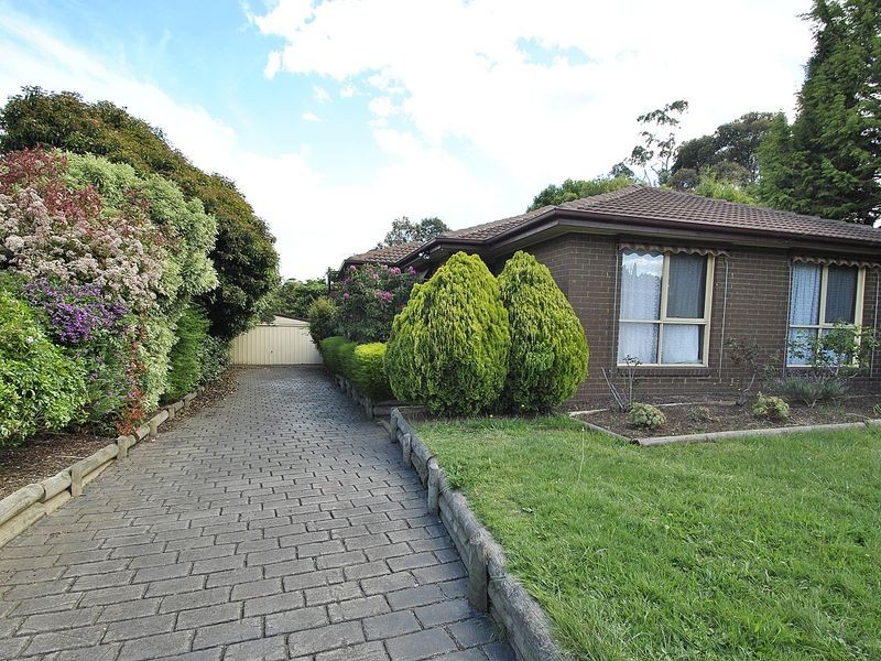 27 Wedding Drive, Wallan VIC 3756