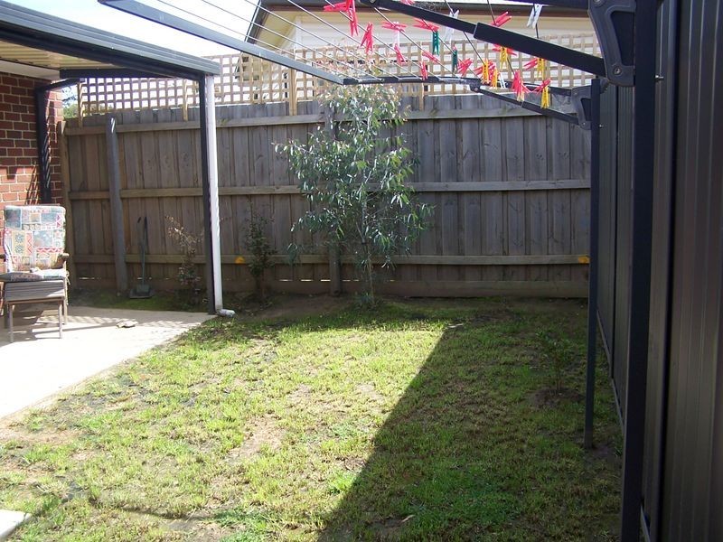 2/27 Stanley Street, Wallan VIC 3756