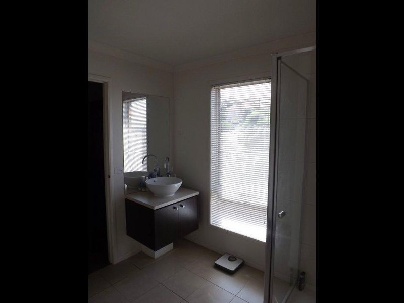 97 Valley Drive, Hidden Valley VIC 3756