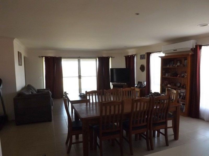 97 Valley Drive, Hidden Valley VIC 3756