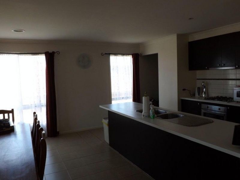 97 Valley Drive, Hidden Valley VIC 3756