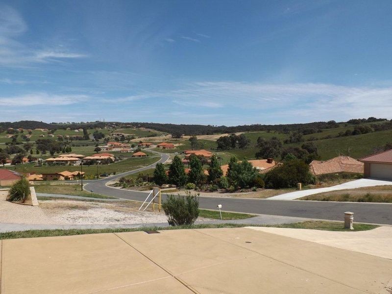 97 Valley Drive, Hidden Valley VIC 3756