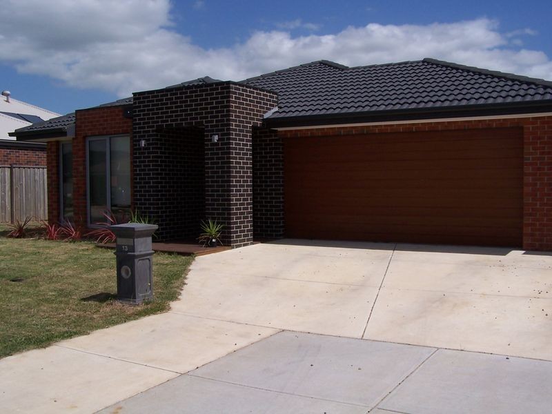 13 Prospect Place, Wallan VIC 3756