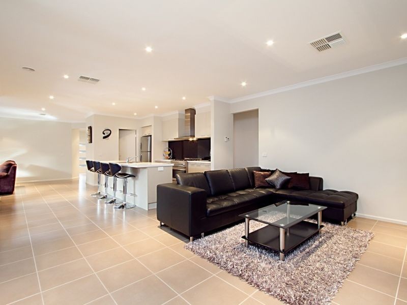 28 Greenvale Avenue, Wallan VIC 3756