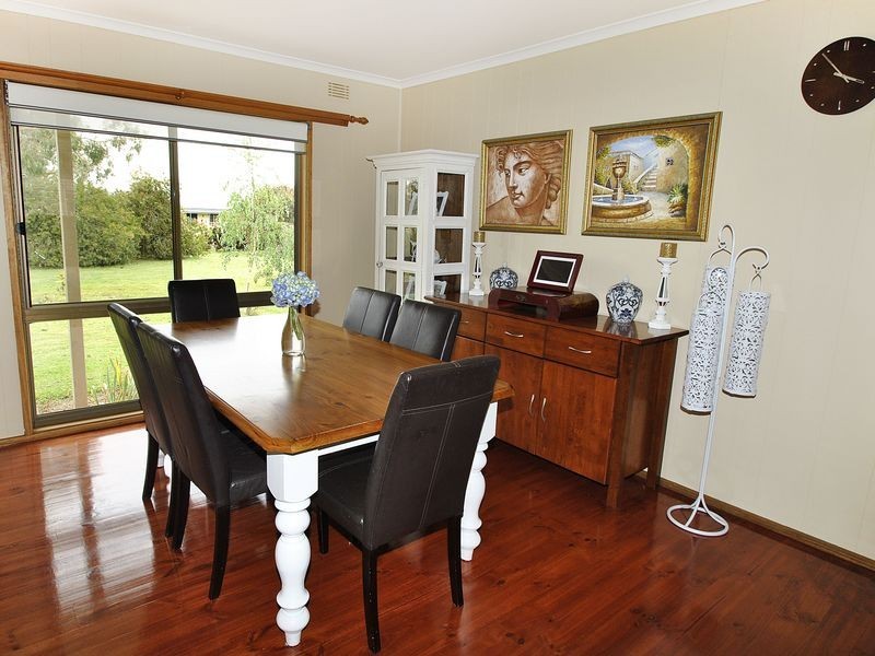 32-34 Burgess Road, Kilmore VIC 3764