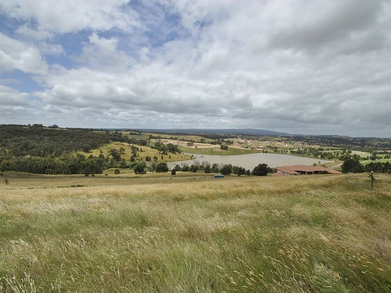 2 Grenfell Close, Hidden Valley VIC 3756