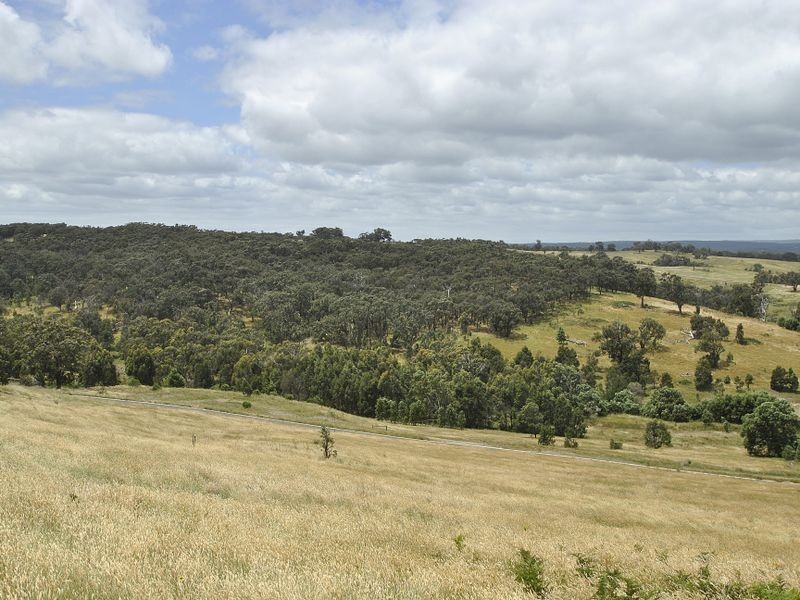 2 Grenfell Close, Hidden Valley VIC 3756
