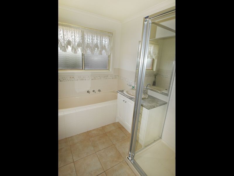 13 Poa Place, Wallan VIC 3756