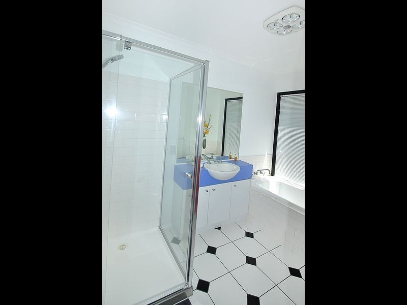 36 Roulston Way, Wallan VIC 3756