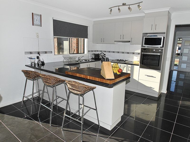 5 Lisa Place, Wallan VIC 3756