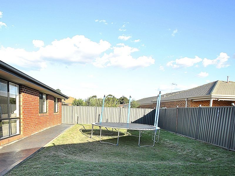 5 Lisa Place, Wallan VIC 3756