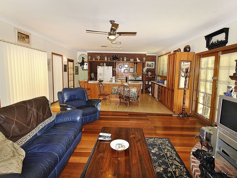 88 North Mountain Road, Wandong VIC 3758