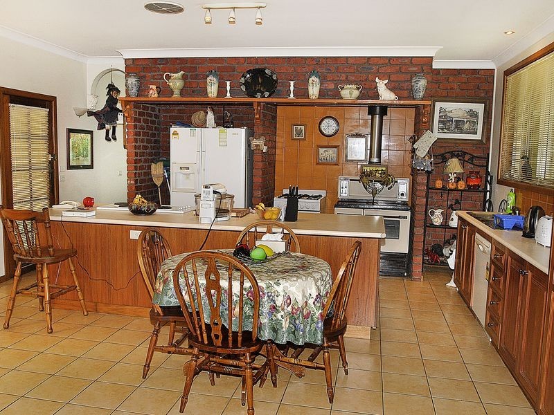 88 North Mountain Road, Wandong VIC 3758