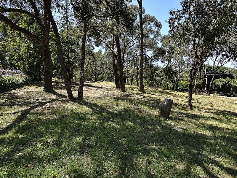 88 North Mountain Road, Wandong VIC 3758