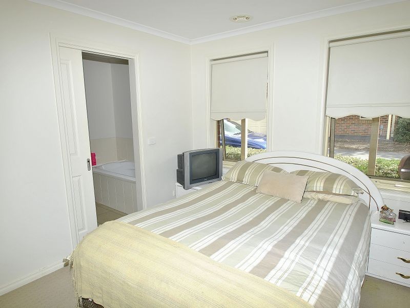 8-129 High Street, Wallan VIC 3756