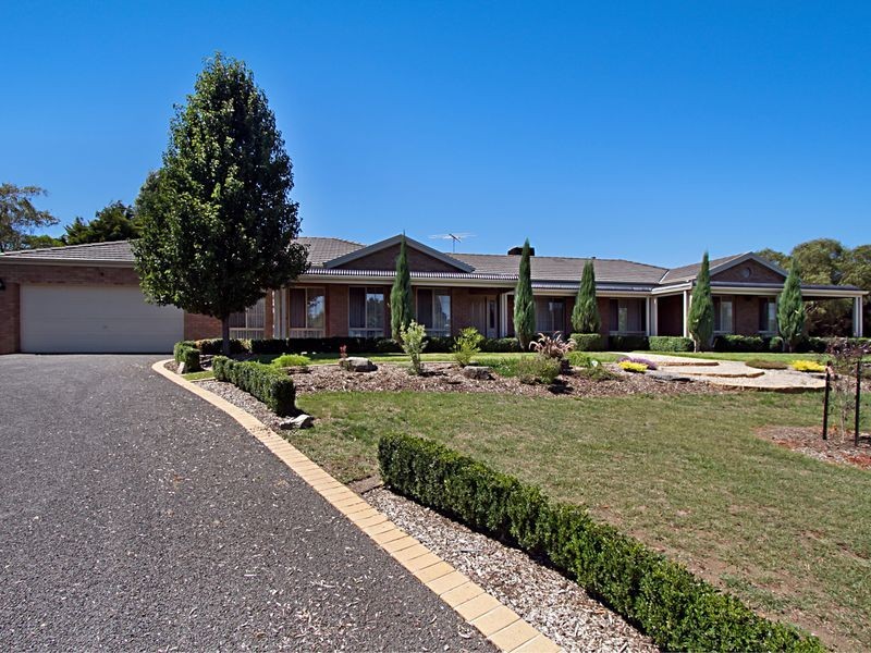 16 Pretty Sally Drive, Wallan VIC 3756