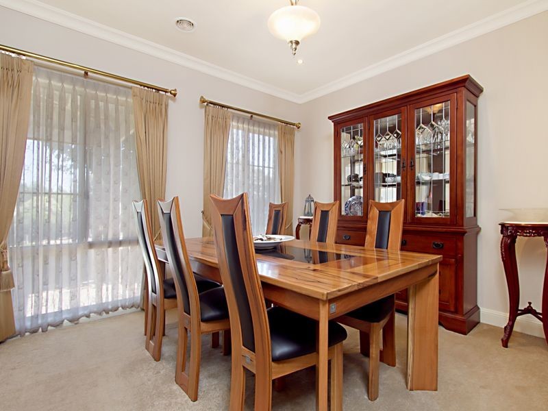 16 Pretty Sally Drive, Wallan VIC 3756