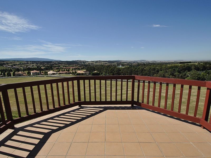53 Siena Way, Hidden Valley VIC 3756