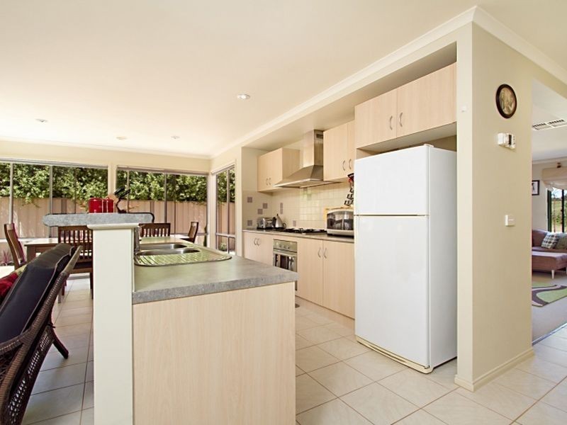 54 St Andrews Close, Hidden Valley VIC 3756