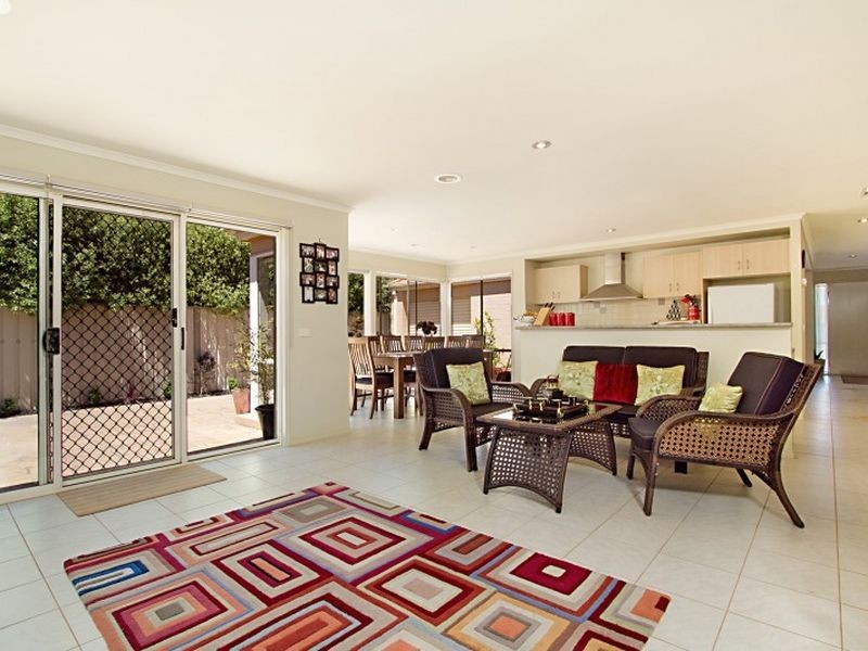 54 St Andrews Close, Hidden Valley VIC 3756