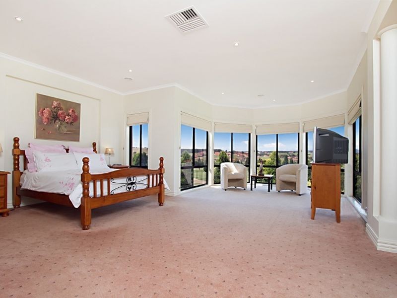 153 Valley Drive, Hidden Valley VIC 3756
