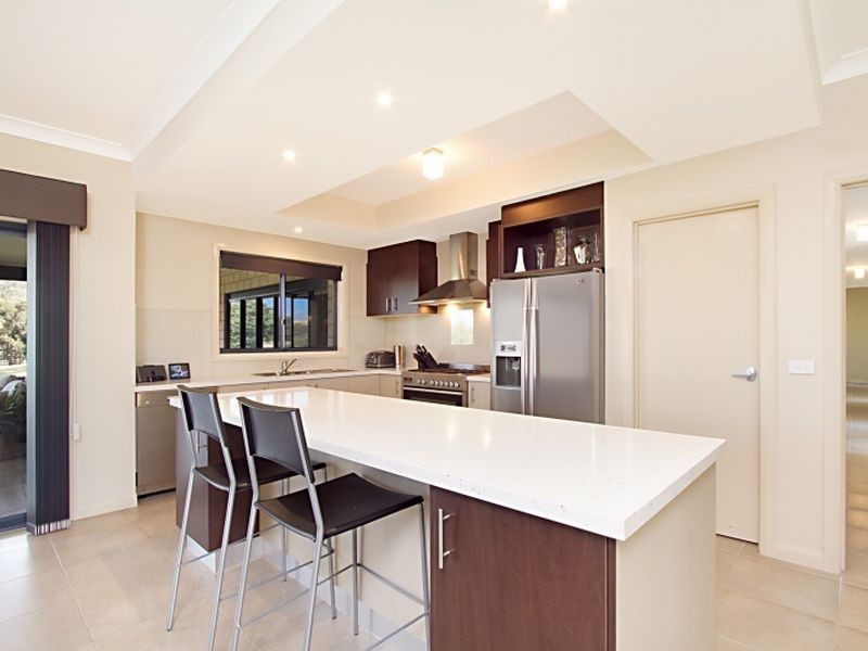 8 Siena Ridge, Hidden Valley VIC 3756