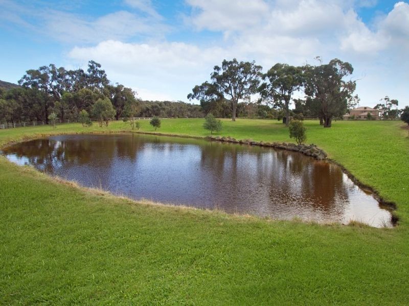 8 Siena Ridge, Hidden Valley VIC 3756