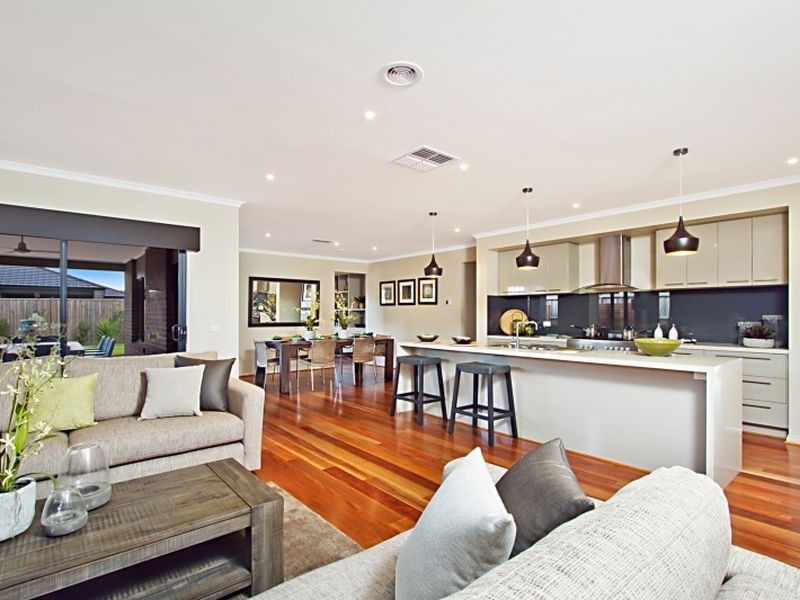 62 Wallara Waters Boulevard, Wallan VIC 3756
