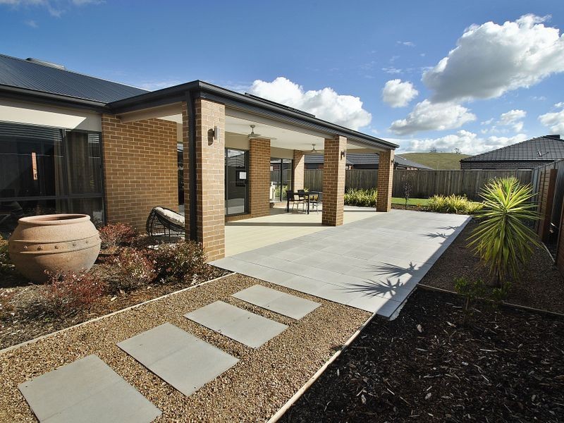 64 Wallara Waters Boulevard, Wallan VIC 3756