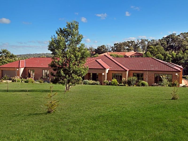 4 Fina Court, Hidden Valley VIC 3756