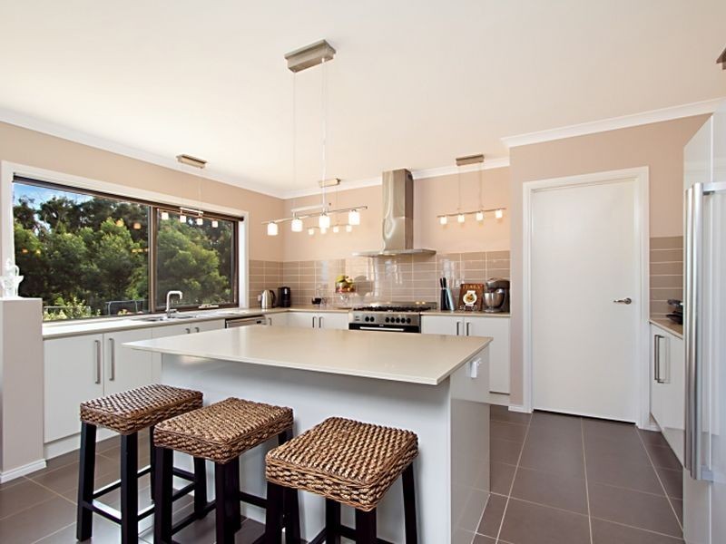 4 Fina Court, Hidden Valley VIC 3756