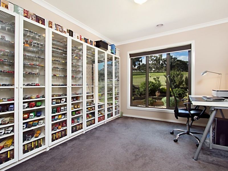 4 Fina Court, Hidden Valley VIC 3756