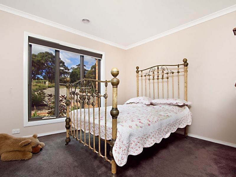 4 Fina Court, Hidden Valley VIC 3756