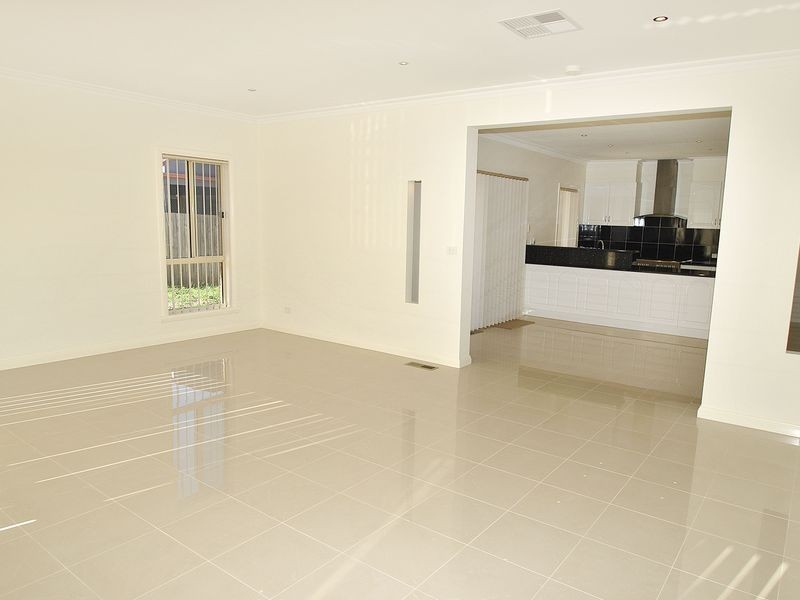 10 Wiggins Place, Wallan VIC 3756