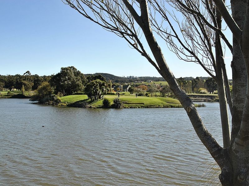 44 Augusta Way, Hidden Valley VIC 3756