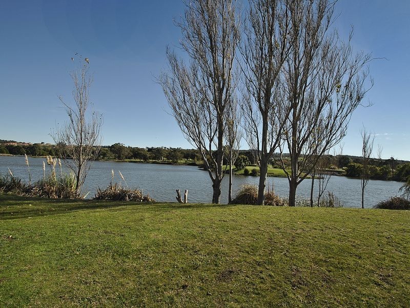 44 Augusta Way, Hidden Valley VIC 3756