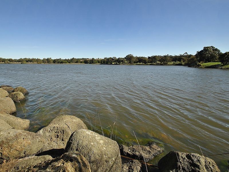 44 Augusta Way, Hidden Valley VIC 3756