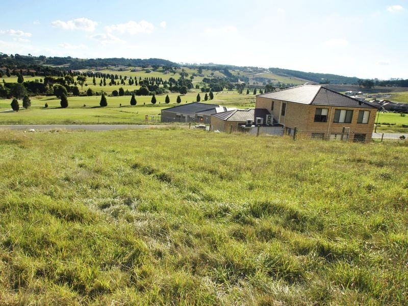 30 Craig Parry Drive, Hidden Valley VIC 3756