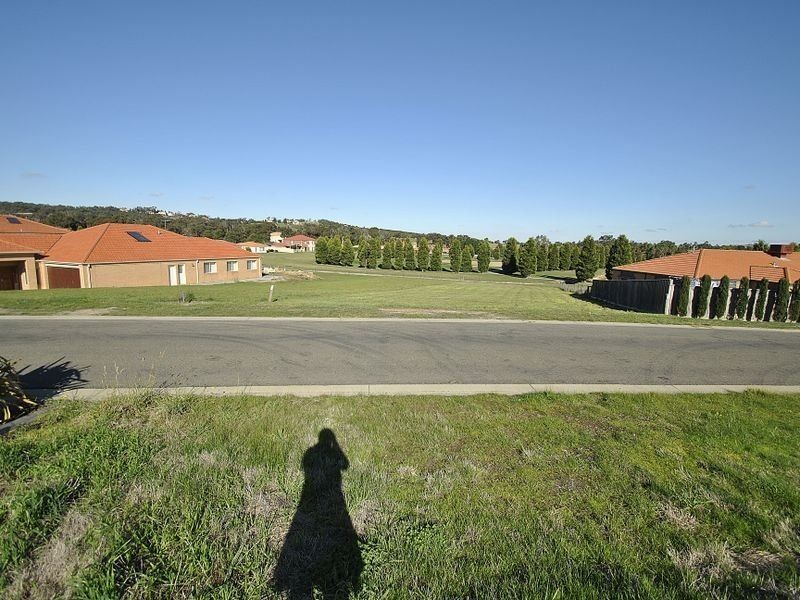 7 St Andrews Close, Hidden Valley VIC 3756