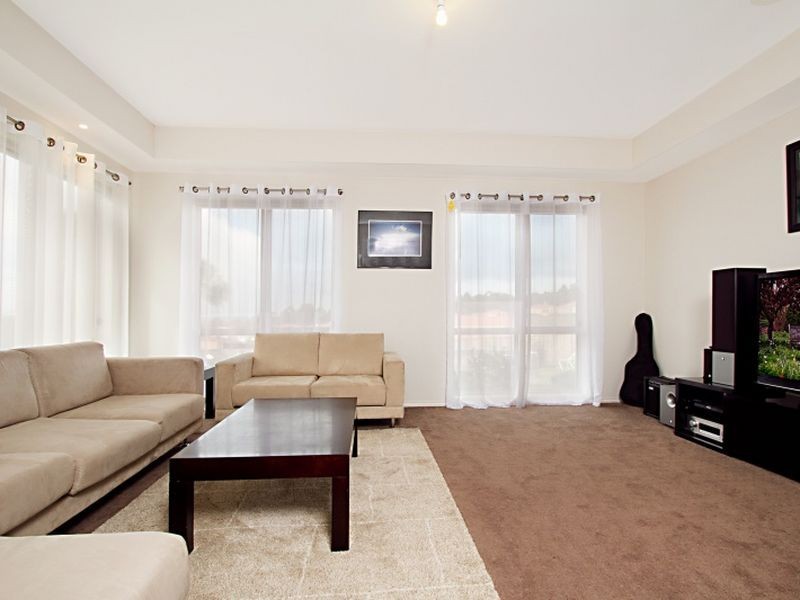 7 Aurina Drive, Hidden Valley VIC 3756