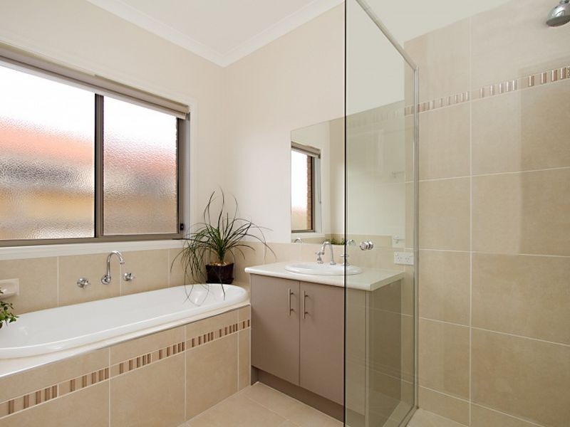 7 Aurina Drive, Hidden Valley VIC 3756