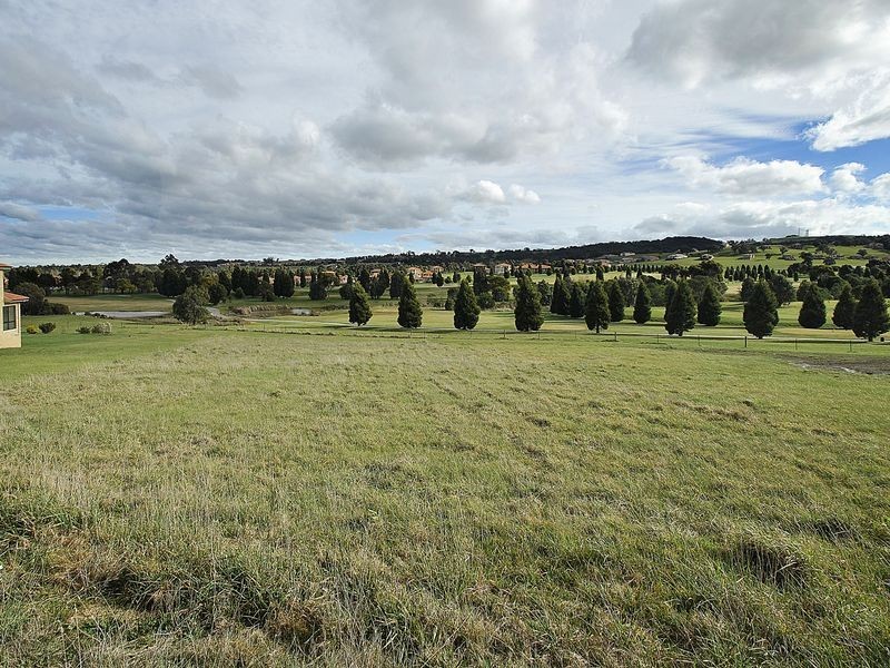 43 Craig Parry Drive, Hidden Valley VIC 3756